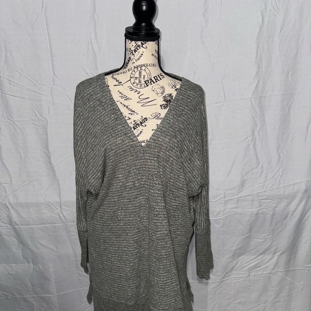 Blouse With Open Back - image 1